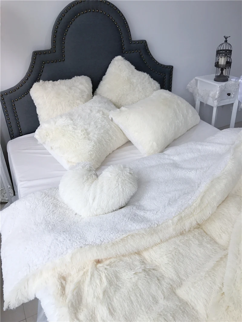 43 Pure Color Mink Velvet Bedding Sets 8 colors lambs wool Fleece Duvet Cover set Bed skirt Fitted Twin Queen King size
43 Pure Color Mink Velvet Bedding Sets 8 colors lambs wool Fleece Duvet Cover set Bed skirt Fitted Twin Queen King size