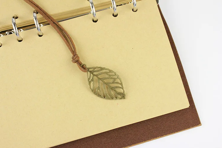 RuiZe vintage traveler's notebook travel journal diary note book leather cover A7 A6 ring binder kraft paper blank sketchbook
RuiZe vintage traveler's notebook travel journal diary note book leather cover A7 A6 ring binder kraft paper blank sketchbook