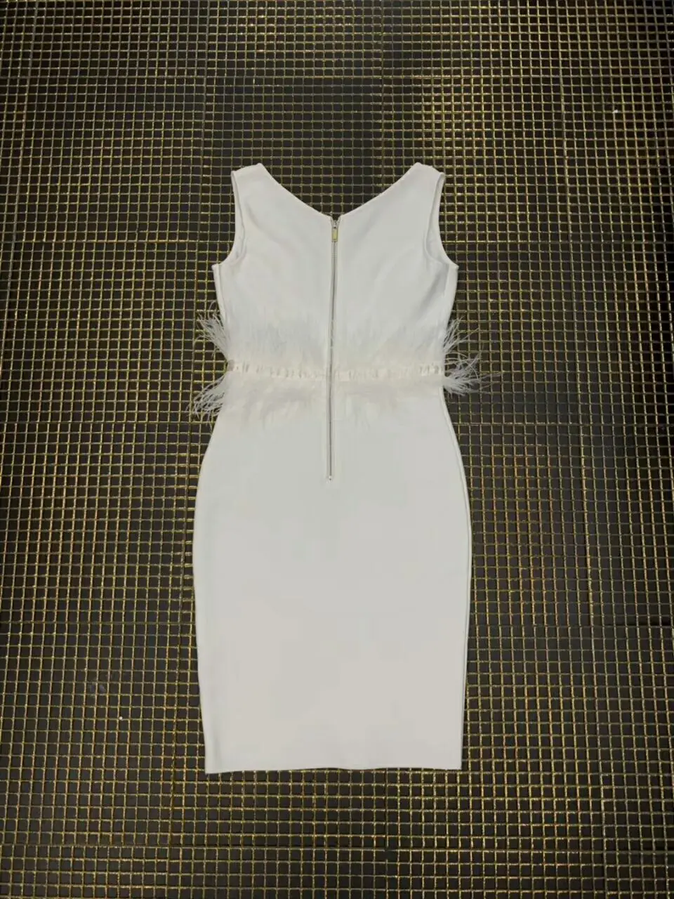 Elegant 2019 newest Women white v neck sleeveless off shoulder party Bodycon bandage dress dropshipping
Elegant 2019 newest Women white v neck sleeveless off shoulder party Bodycon bandage dress dropshipping