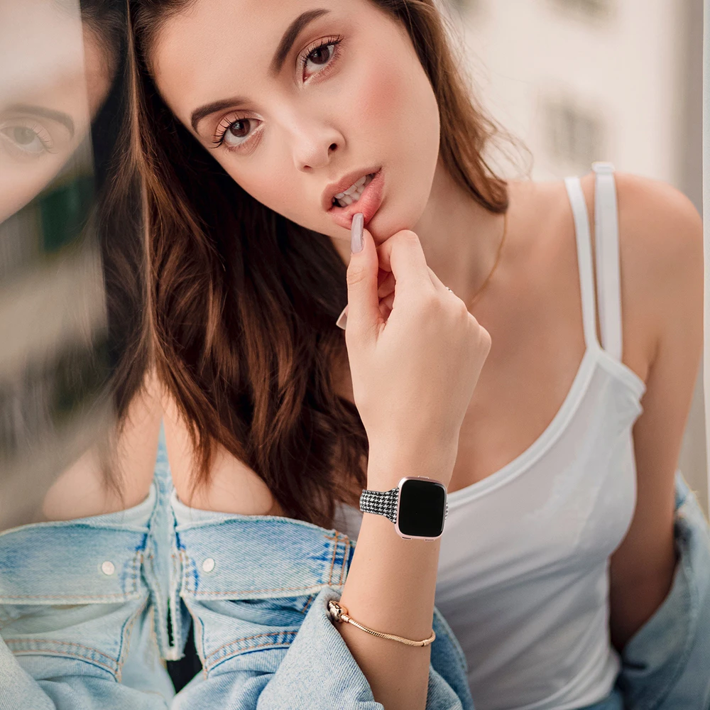 Newest Leather Replacement Strap for Fitbit Versa Smart Watch 2019 Fashion Watch Band Wristband for Fitbit Versa Smart Watch
Newest Leather Replacement Strap for Fitbit Versa Smart Watch 2019 Fashion Watch Band Wristband for Fitbit Versa Smart Watch