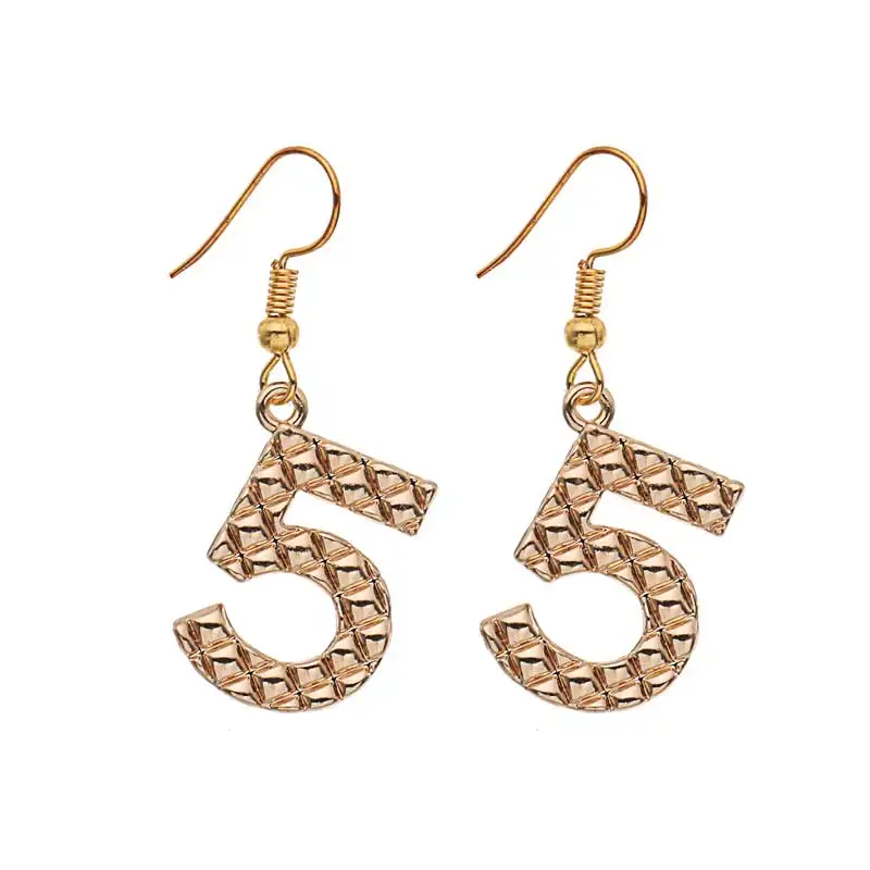 Small fragrance letter 5 Earrings Woman Party Ear Jewelry number Earring Free shipping
Small fragrance letter 5 Earrings Woman Party Ear Jewelry number Earring Free shipping