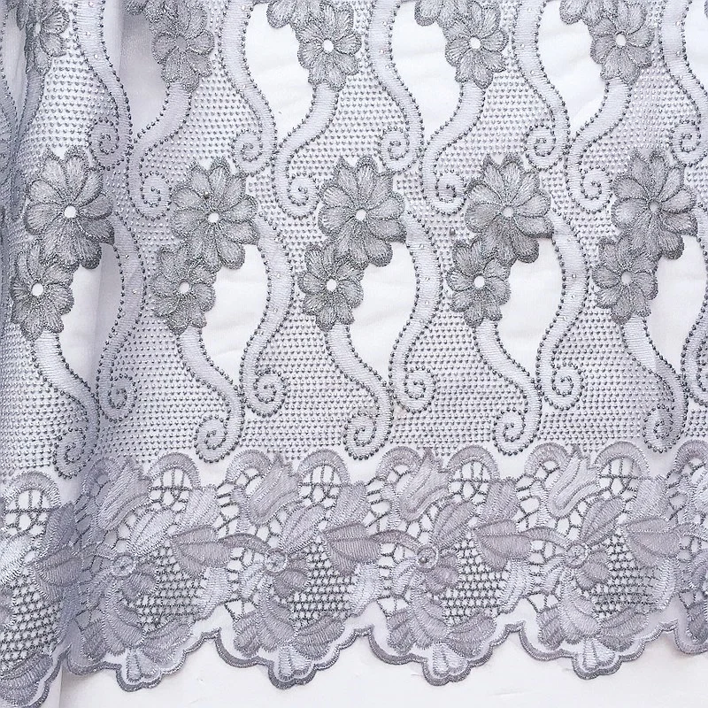 Embroidery Swiss Lace Fabric High Quality African Cord Lace Fabrics 2019 Grey White Green and Gold Lace Fabric for Wedding Dress
Embroidery Swiss Lace Fabric High Quality African Cord Lace Fabrics 2019 Grey White Green and Gold Lace Fabric for Wedding Dress