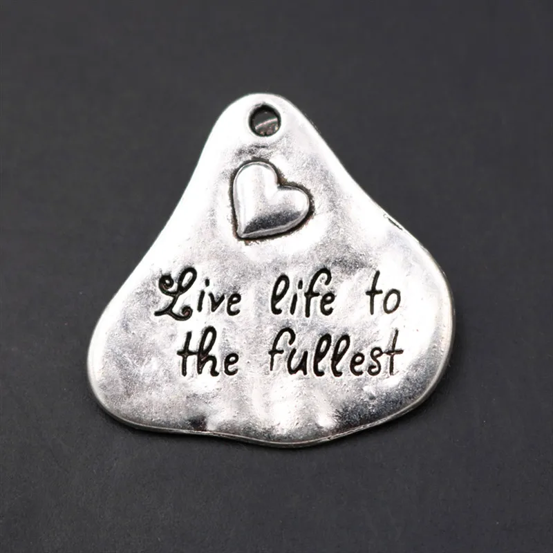 4pcs Silver Color Live Life To The Fullest Tag Heart Pendant Retro Necklace Metal Accessories DIY Charms Jewelry Crafts Making 
4pcs Silver Color Live Life To The Fullest Tag Heart Pendant Retro Necklace Metal Accessories DIY Charms Jewelry Crafts Making