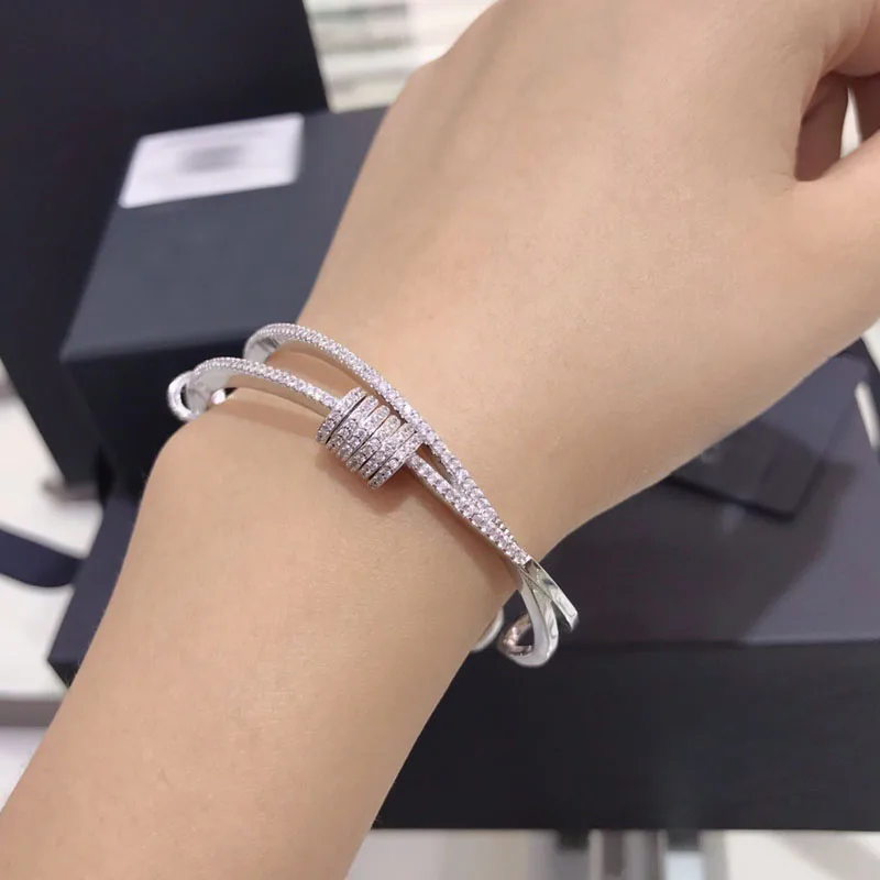 UMGODLY Luxury Double Circle Bracelet Beautiful Cubic Zirconium Fashion Sliding Bangles Women Party Jewelry
UMGODLY Luxury Double Circle Bracelet Beautiful Cubic Zirconium Fashion Sliding Bangles Women Party Jewelry