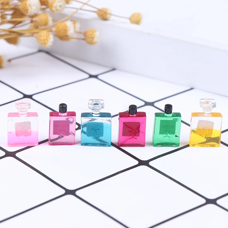 Dolls House 1/12 Bedroom Bath Toy Accessories Scale Perfume Miniature Furniture Model Mini Doll House Furniture Doll
Dolls House 1/12 Bedroom Bath Toy Accessories Scale Perfume Miniature Furniture Model Mini Doll House Furniture Doll
