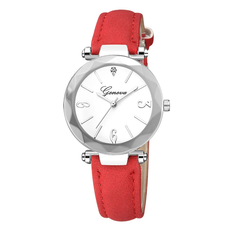 Simple New Brand Women Watches Fashion Gold Watch Diamonds Dress Ladies Casual Crystal Quartz Sport Wristwatch Leather Strap Red
Simple New Brand Women Watches Fashion Gold Watch Diamonds Dress Ladies Casual Crystal Quartz Sport Wristwatch Leather Strap Red