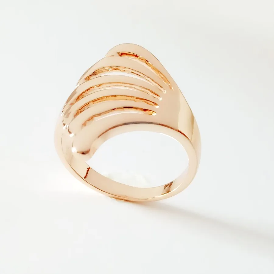 New Trendy Party Rings Designs for Women Simple Style Fashion Jewelry585 Gold Color No Stone Bands Rings
New Trendy Party Rings Designs for Women Simple Style Fashion Jewelry585 Gold Color No Stone Bands Rings