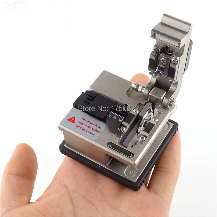 High Precision Optical Fiber Cleaver Fiber Optic Cutter FB-1688 Fiber Cleaver 16 Cutting Point Using 48000 times
High Precision Optical Fiber Cleaver Fiber Optic Cutter FB-1688 Fiber Cleaver 16 Cutting Point Using 48000 times