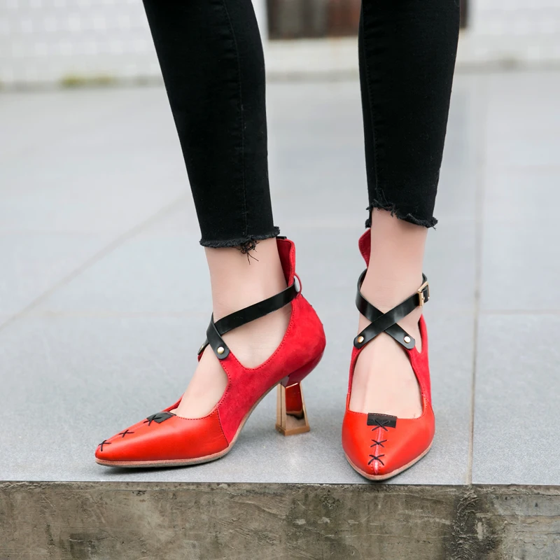 Sexy Cross Strap Women Pumps Pointed Toe 8CM High Heels Wedding Dress Shoes Woman Sexy Red Stiletto Zapatos Mujer
Sexy Cross Strap Women Pumps Pointed Toe 8CM High Heels Wedding Dress Shoes Woman Sexy Red Stiletto Zapatos Mujer