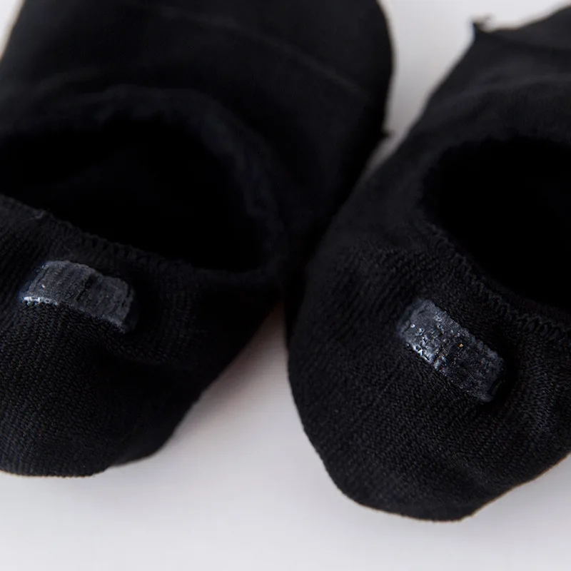 Women's Socks & Hosiery