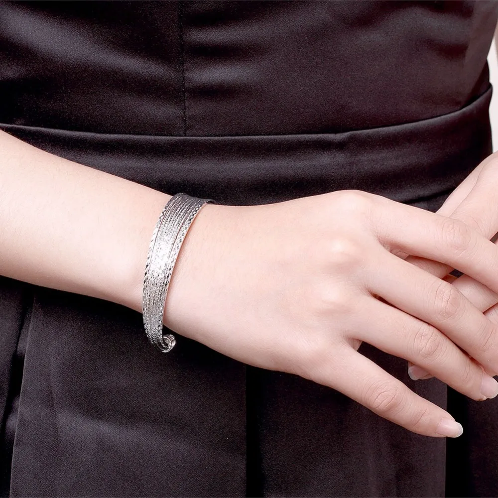 Original 925 Silver Bracelets Women Classic Silver Open Flower Line Bracelet 2018 New Fashion For Women And Men Bracelet Bangles
Original 925 Silver Bracelets Women Classic Silver Open Flower Line Bracelet 2018 New Fashion For Women And Men Bracelet Bangles