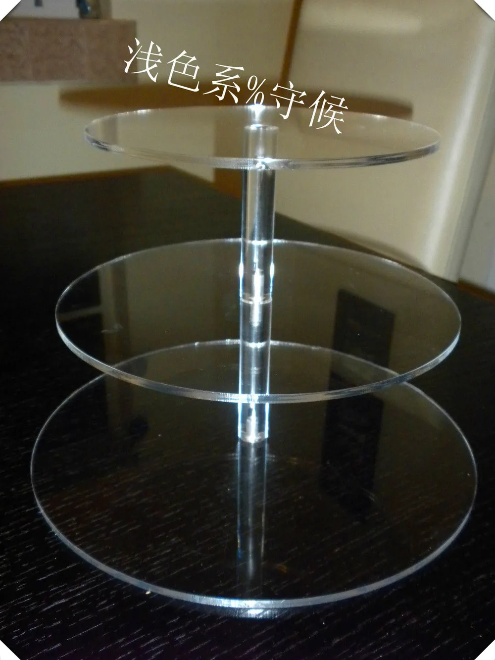 Hot Selling 3 Tier Clear Wedding Favors And Gifts Cupcake Stand For Wedding Decoration
Hot Selling 3 Tier Clear Wedding Favors And Gifts Cupcake Stand For Wedding Decoration