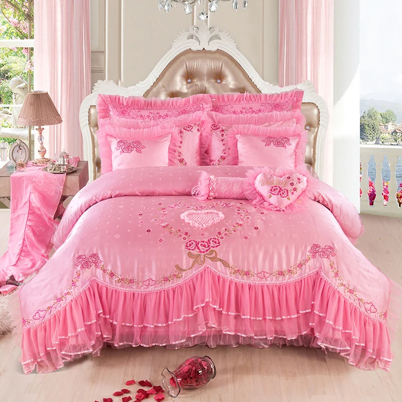 Pink Silk Satin embroidered jacquard Bedding set wedding home textile Luxurious duvet cover Romantic lace princess bedspreads
Pink Silk Satin embroidered jacquard Bedding set wedding home textile Luxurious duvet cover Romantic lace princess bedspreads