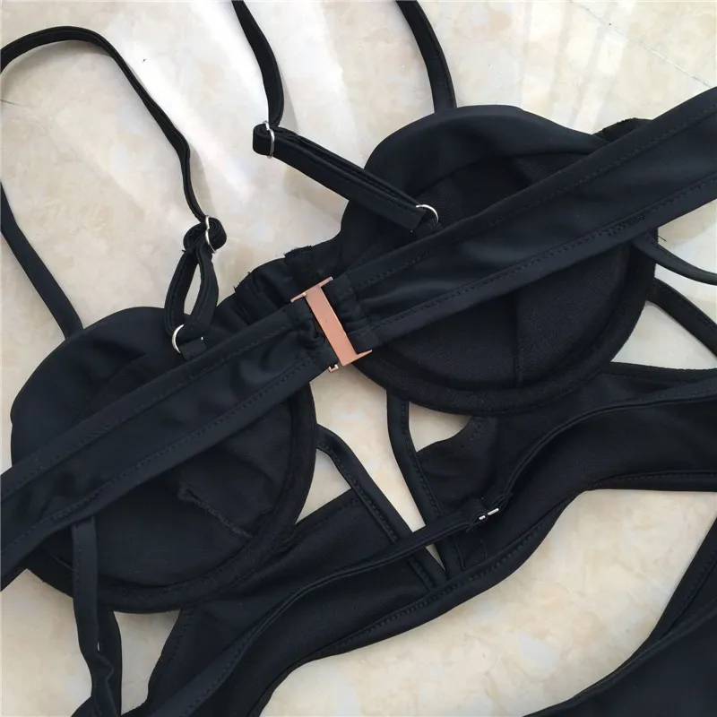 Retro High Cut One Piece Swimsuit Black Vintage Women One-pieces Swimwear High Waisted Hollow Out Bathing suit Female Monokini
Retro High Cut One Piece Swimsuit Black Vintage Women One-pieces Swimwear High Waisted Hollow Out Bathing suit Female Monokini
