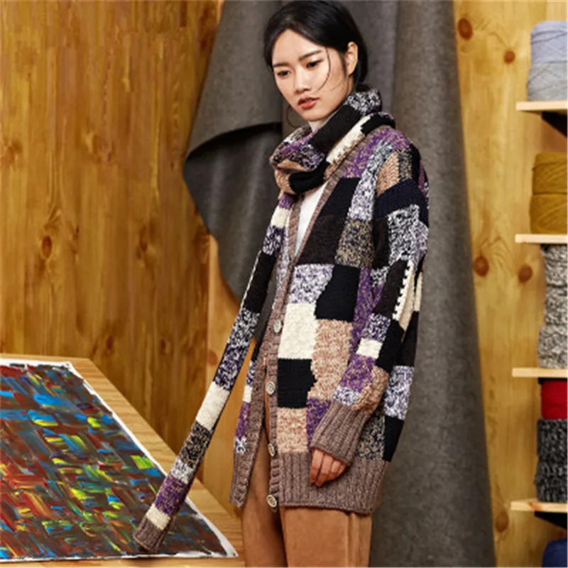 100% hand made pure wool Vneck knit women irregular contrast color plaid loose cardigan sweater one&over size
100% hand made pure wool Vneck knit women irregular contrast color plaid loose cardigan sweater one&over size