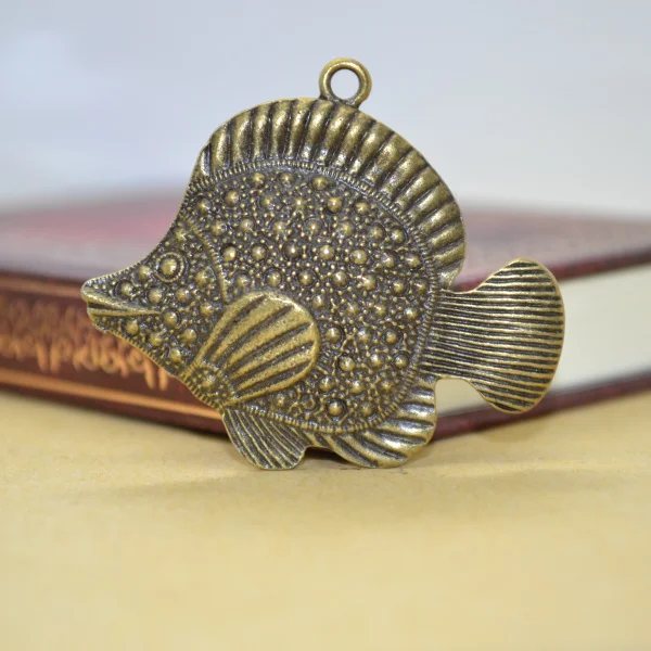 4Pcs Zinc Alloy Charms Antique Bronze Plated fish Charms Pendants Metal Jewelry Findings Fit DIY 45*39mm 1442
4Pcs Zinc Alloy Charms Antique Bronze Plated fish Charms Pendants Metal Jewelry Findings Fit DIY 45*39mm 1442