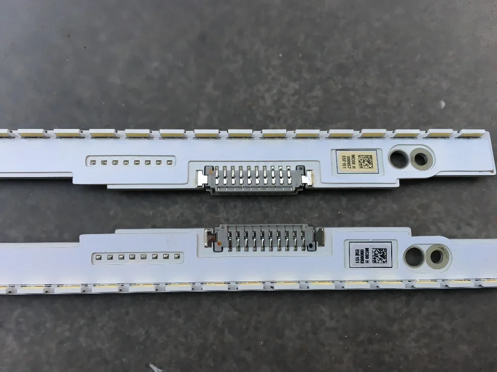 100% New 2pcs/Kit LED strip for SAMSUNG TV 2012SVS55 7032SNB LEFT80 3D REV1.1 2012SVS55 7032SNB RIGHT80 3D REV1.1 V1LE 550SMA R4
100% New 2pcs/Kit LED strip for SAMSUNG TV 2012SVS55 7032SNB LEFT80 3D REV1.1 2012SVS55 7032SNB RIGHT80 3D REV1.1 V1LE 550SMA R4