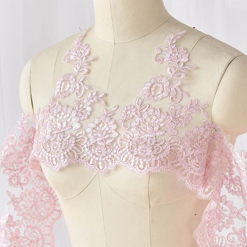 2Yards Eyelash Lace Trim Red White Ivory Pink Black Lace Trim Car Bone Lace Fabric For Wedding Dress New Arrival High Quality
2Yards Eyelash Lace Trim Red White Ivory Pink Black Lace Trim Car Bone Lace Fabric For Wedding Dress New Arrival High Quality