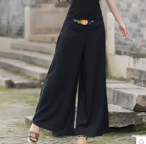 M-XL Hot / Spring Women New Fashion Show big yards tall waist thin cotton wide-legged trousers embroidered flowers
M-XL Hot / Spring Women New Fashion Show big yards tall waist thin cotton wide-legged trousers embroidered flowers