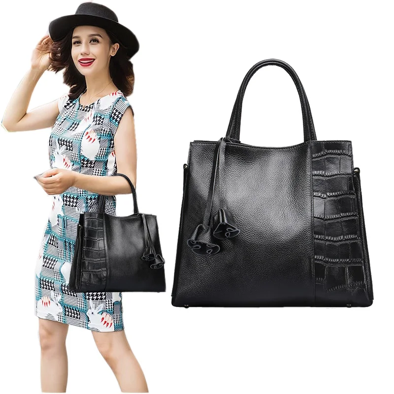 Women Geniune Leather Handbag Feminina Luxury Bag Soft Cowhide Fashion Litchi Stria Patchwork Stone Texture Tassels Shoulder Bag
Women Geniune Leather Handbag Feminina Luxury Bag Soft Cowhide Fashion Litchi Stria Patchwork Stone Texture Tassels Shoulder Bag