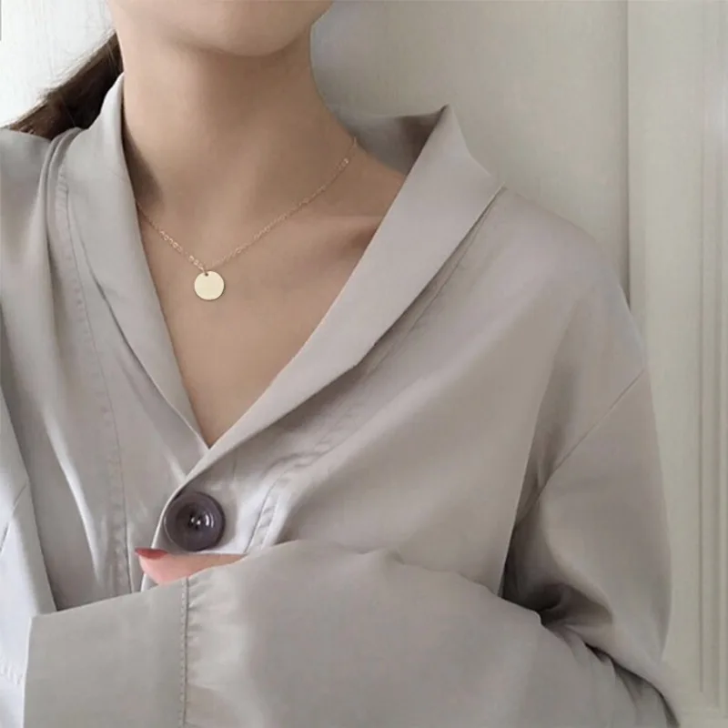 Fashion Casual Personality Pendant Gold Color Necklace High Quality Simple Choker Necklaces Women Bohemian Choker Necklace
Fashion Casual Personality Pendant Gold Color Necklace High Quality Simple Choker Necklaces Women Bohemian Choker Necklace