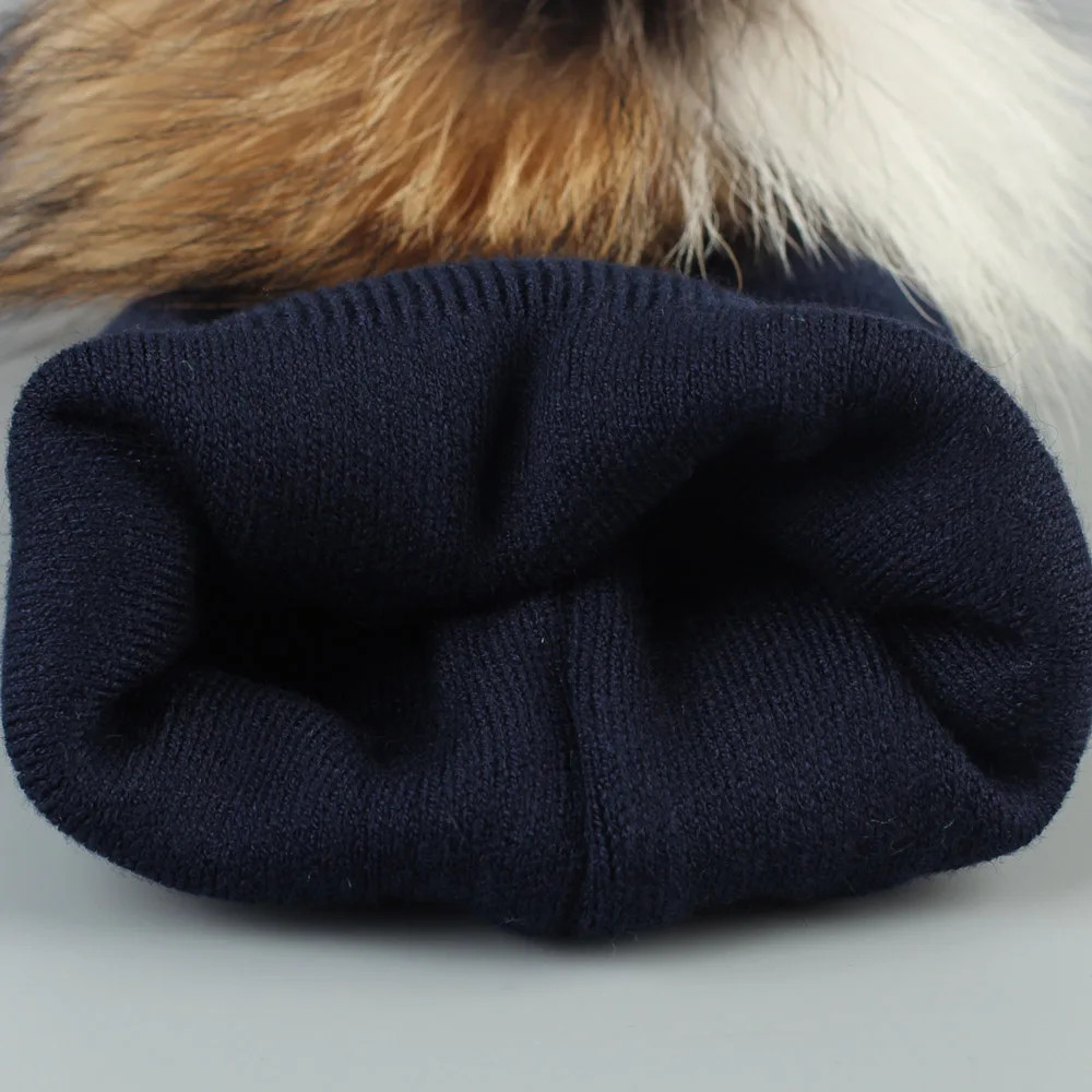 Newborn Baby Beanie Hat with Pompom Winter Warm Cashmere Knitted Slouchy Beanies with 3 Tone Color Raccoon Fur Pompom DQ906C
Newborn Baby Beanie Hat with Pompom Winter Warm Cashmere Knitted Slouchy Beanies with 3 Tone Color Raccoon Fur Pompom DQ906C