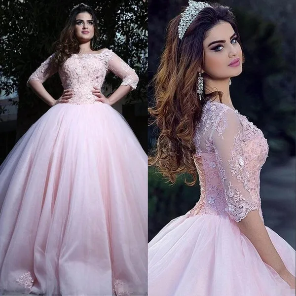 Modest Pink Ball Gown Quinceanera Dresses 3/4 Long Sleeves Saudi Arabic Tulle Corset Sweet 16 Dresses Prom vestidos de 15 anos
Modest Pink Ball Gown Quinceanera Dresses 3/4 Long Sleeves Saudi Arabic Tulle Corset Sweet 16 Dresses Prom vestidos de 15 anos