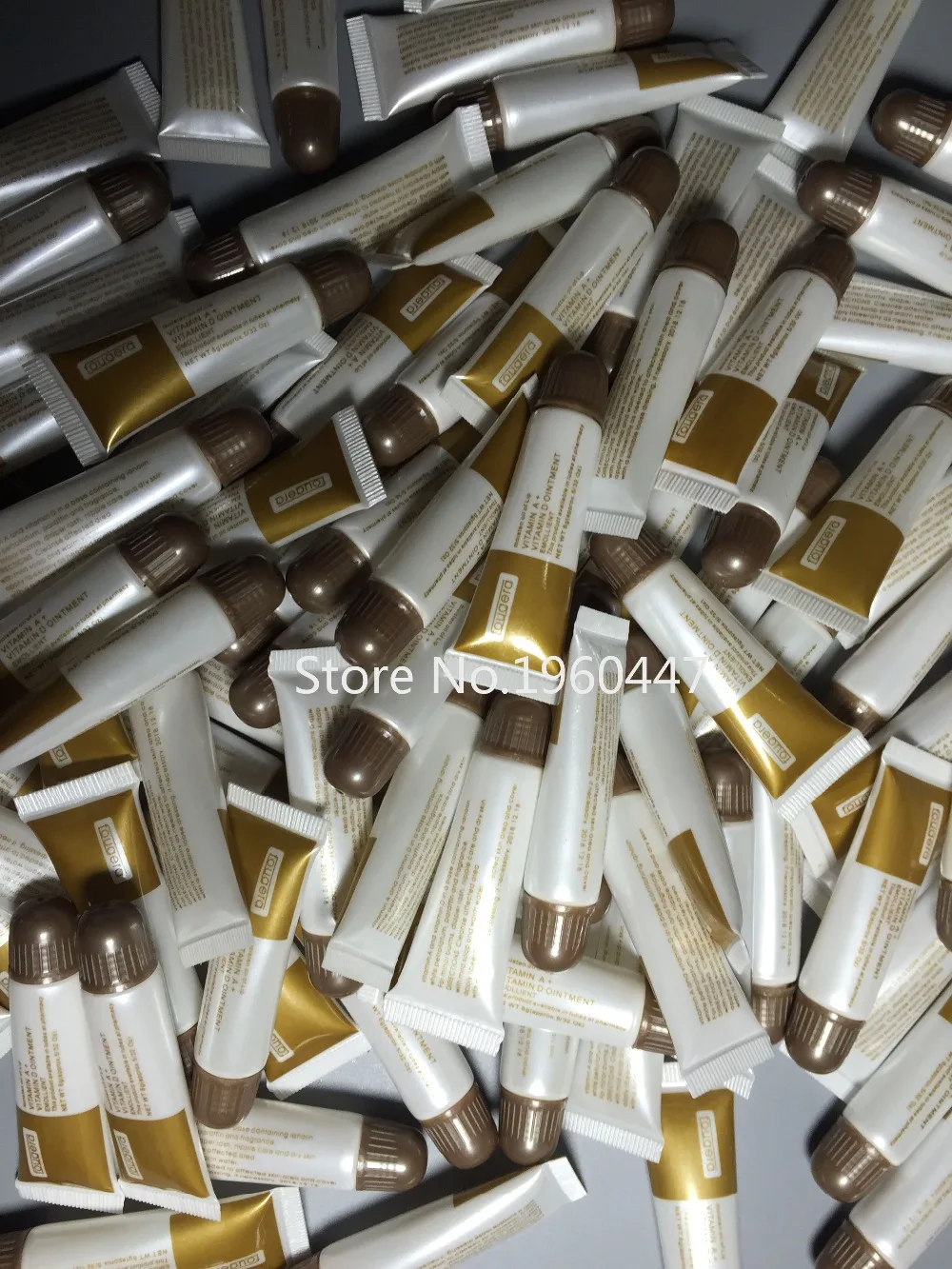 50pcs Tattoo Recovery Cream A & D Anti Scar Tattoo Nursing Repair Ointments For Permanent Makeup Eyebrow and Lips 5ML
50pcs Tattoo Recovery Cream A & D Anti Scar Tattoo Nursing Repair Ointments For Permanent Makeup Eyebrow and Lips 5ML