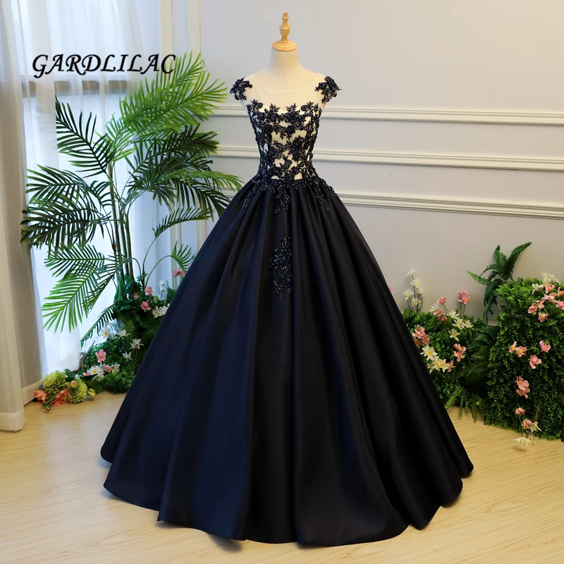 Navy Blue Ball Gown Quinceanera Dresses 2019 Satin Lace Appliques Long Prom Dress Sweet 16 Dresses For 15 Years Party Gown
Navy Blue Ball Gown Quinceanera Dresses 2019 Satin Lace Appliques Long Prom Dress Sweet 16 Dresses For 15 Years Party Gown