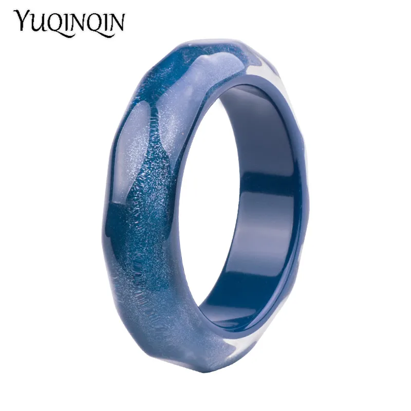 Classic Resin Cuff Bracelets Bangles for Women New Fashion Colorful Blue Acrylic Wide Bracelet Female Simple Charm Party Jewelry
Classic Resin Cuff Bracelets Bangles for Women New Fashion Colorful Blue Acrylic Wide Bracelet Female Simple Charm Party Jewelry