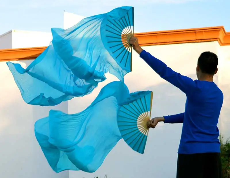 High selling 100% Real Silk Veils 1 Pair handmade women Quality Silk Belly Dance Fan Dance pure turquoise color 180*90 cm
High selling 100% Real Silk Veils 1 Pair handmade women Quality Silk Belly Dance Fan Dance pure turquoise color 180*90 cm