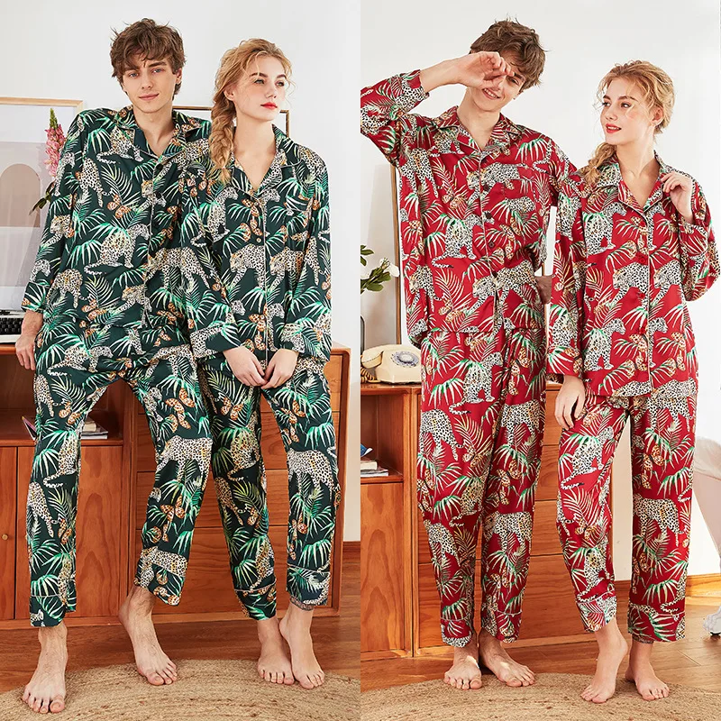 New simulation silk couple pajamas long-sleeved home service two-piece suit women pajamas set loungewear women couple pajamas
New simulation silk couple pajamas long-sleeved home service two-piece suit women pajamas set loungewear women couple pajamas