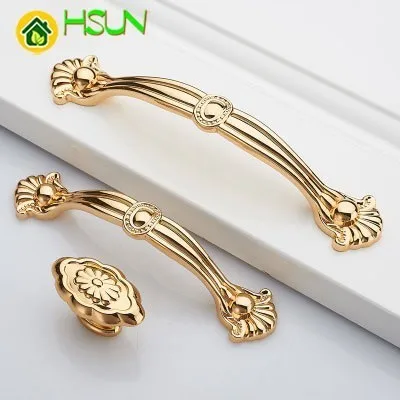 2 pcs Chic Drawer Handles Dresser Pull Knob Cupboard Knobs Handle Gold Cabinet Kitchen Handle Furniture Hardware
2 pcs Chic Drawer Handles Dresser Pull Knob Cupboard Knobs Handle Gold Cabinet Kitchen Handle Furniture Hardware