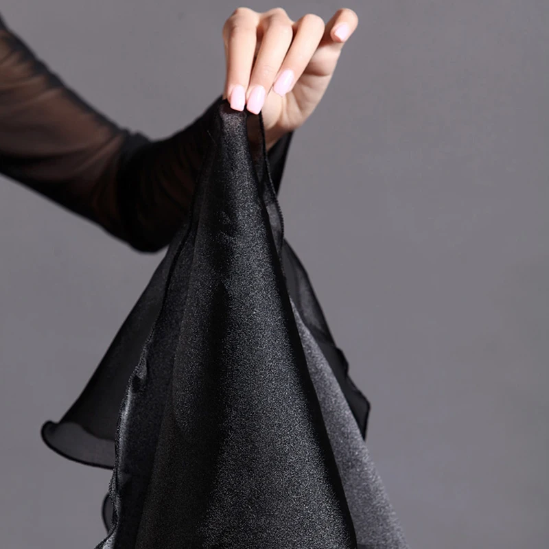 High-end modern dance skirt new competition skirt fashion ballroom dance dress dance dress practice skirt
High-end modern dance skirt new competition skirt fashion ballroom dance dress dance dress practice skirt