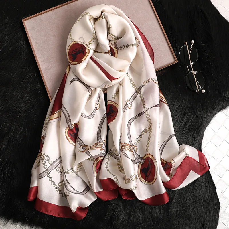 2020 luxury brand summer women scarf fashion quality soft silk scarves female shawls Foulard Beach cover-ups wraps silk bandana
2020 luxury brand summer women scarf fashion quality soft silk scarves female shawls Foulard Beach cover-ups wraps silk bandana