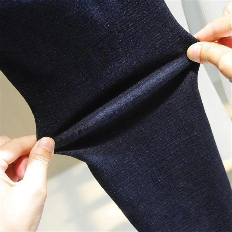 Casual Skinny Women Thick Velvet Jeans High Waist Slim Jeans for Woman Winter Vintage Ankle Length Pencil Pants Plus Size
Casual Skinny Women Thick Velvet Jeans High Waist Slim Jeans for Woman Winter Vintage Ankle Length Pencil Pants Plus Size