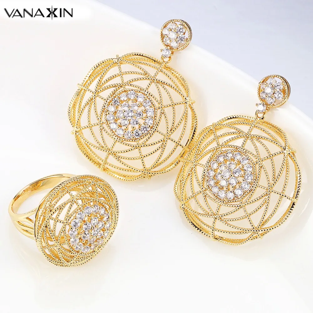 Женские серьги с розами VANAXIN, вечерние серьги из Бразилии, подарочное кольцо и серьги высшего качества с кубическим цирконием
Женские серьги с розами VANAXIN, вечерние серьги из Бразилии, подарочное кольцо и серьги высшего качества с кубическим цирконием