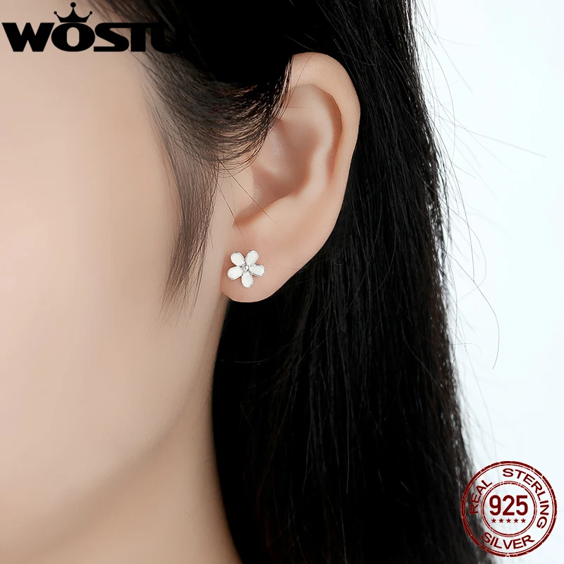 Authentic 100% 925 Sterling Silver Darling Daisies Stud Earrings For Women Luxury Fine Jewelry Fashion Gift XCHS409
Authentic 100% 925 Sterling Silver Darling Daisies Stud Earrings For Women Luxury Fine Jewelry Fashion Gift XCHS409