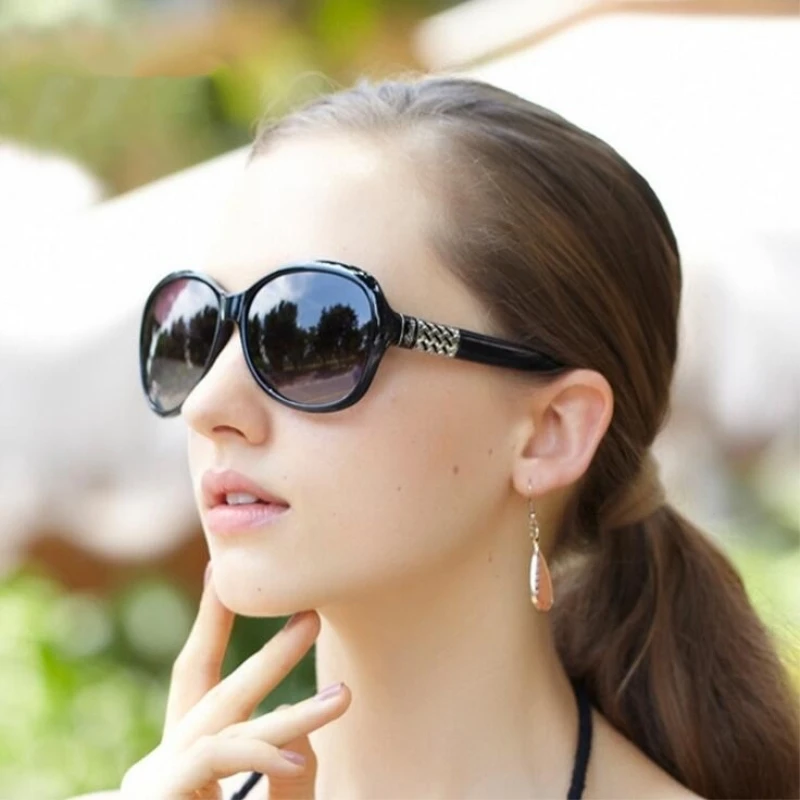 ZXTREE Luxury Big Frame Sunglasses Women Butterfly Vintage Mirror Legs Face-lift Sun Glasses Female Fashion Ladies Goggles Z192
ZXTREE Luxury Big Frame Sunglasses Women Butterfly Vintage Mirror Legs Face-lift Sun Glasses Female Fashion Ladies Goggles Z192