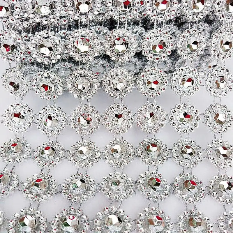 15mm/10cm Rhinestone Chain Sew On Glue Apparel Sewing Trim DIY Beauty Accessories Pearl Crystal Chains Wedding Cake Decorating
15mm/10cm Rhinestone Chain Sew On Glue Apparel Sewing Trim DIY Beauty Accessories Pearl Crystal Chains Wedding Cake Decorating