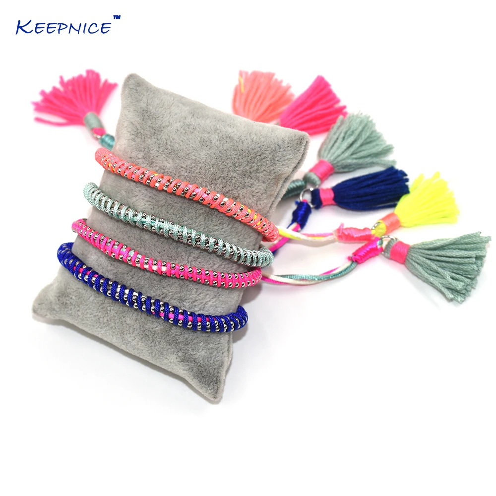Time-limited Face Women Rope Chain Bohemia New Handcraft Bohemian Colorful Tassel Charms Bracelets Friendship Hand Chain
Time-limited Face Women Rope Chain Bohemia New Handcraft Bohemian Colorful Tassel Charms Bracelets Friendship Hand Chain
