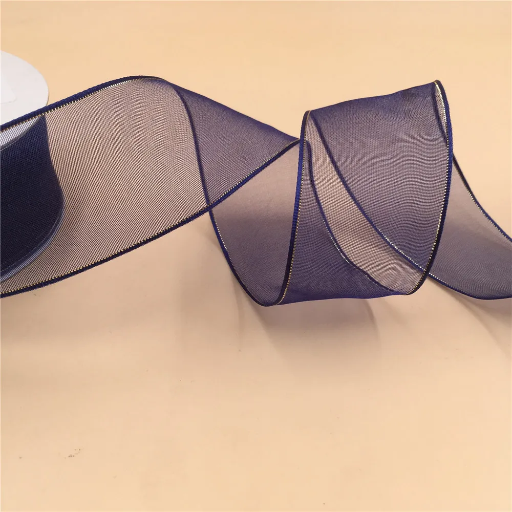 38mm X 25yards Silver Royal Blue Wired Sheer Organza Ribbon. Gift Bow,wedding,cake Wrap,tree Decoration,wreath N2128
38mm X 25yards Silver Royal Blue Wired Sheer Organza Ribbon. Gift Bow,wedding,cake Wrap,tree Decoration,wreath N2128