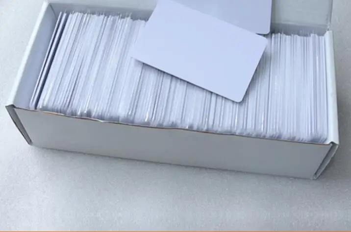 100pcs UHF card for long range 9662 white card 6C card Alien H3 915 UHF Card UHF electronic label 18000-6C
100pcs UHF card for long range 9662 white card 6C card Alien H3 915 UHF Card UHF electronic label 18000-6C