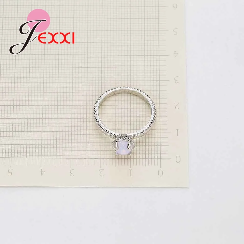Luxurious Women/Girls Drop Ship Unusual White Fire Opal Crystal Fashion Jewelry Women Silver Rings Full Size Wholesale
Luxurious Women/Girls Drop Ship Unusual White Fire Opal Crystal Fashion Jewelry Women Silver Rings Full Size Wholesale