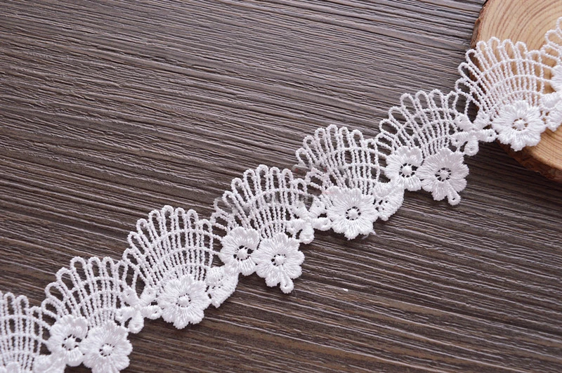3.5cm 1.37" wide 10 yard ivory milk silk fabric embroidered tapes lace trim ribbon 1028107QL4K28
3.5cm 1.37" wide 10 yard ivory milk silk fabric embroidered tapes lace trim ribbon 1028107QL4K28