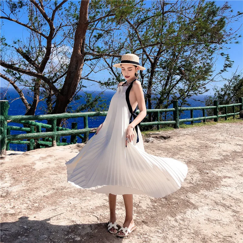 Summer Beach Dress Women Backless Cross Bundle Waist White Pleated Sling Maxi Dress
Summer Beach Dress Women Backless Cross Bundle Waist White Pleated Sling Maxi Dress