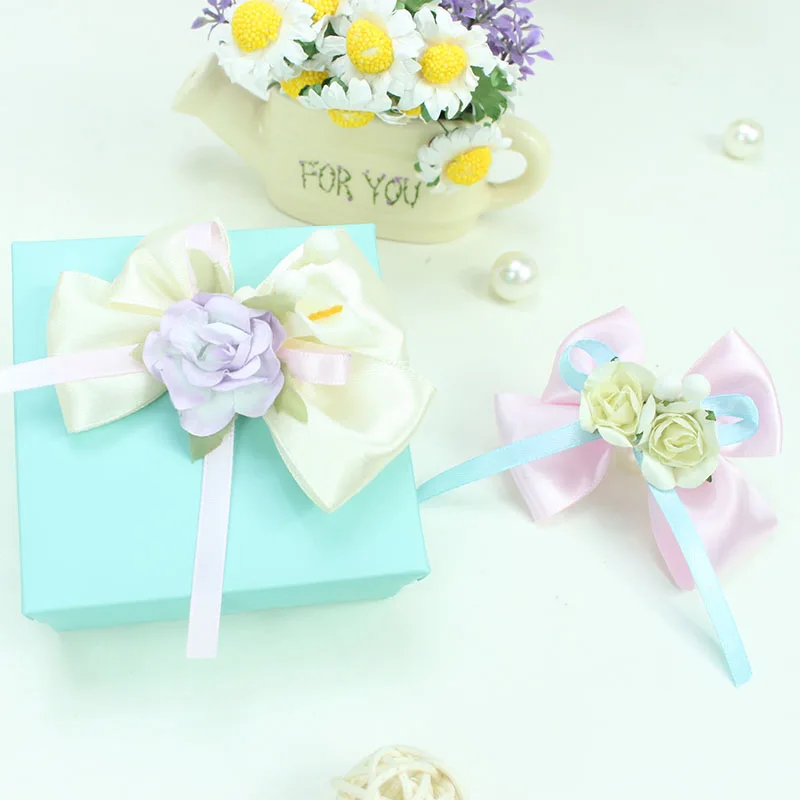 AVEBIEN Creative Flip Paper Gift Box Wedding Favors and Gifts Box Packaging Exquisite Watch / Jewelry Box with Flowers 10pcs
AVEBIEN Creative Flip Paper Gift Box Wedding Favors and Gifts Box Packaging Exquisite Watch / Jewelry Box with Flowers 10pcs