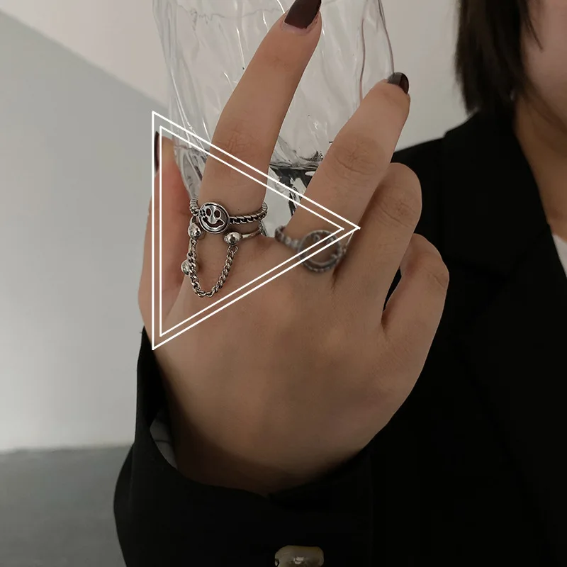 Fashion Street Shooting Smile Retro Women Ring Jewelry Original Hip Hop Silver Plated Rings for Women Punk Fashion Accessories
Fashion Street Shooting Smile Retro Women Ring Jewelry Original Hip Hop Silver Plated Rings for Women Punk Fashion Accessories