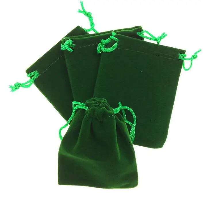 1 piece 5x7 Inches 13x18cm Drawstring Green Velvet Bag Pouch For Jewelry Christmas Gift Packaging Bags Retail
1 piece 5x7 Inches 13x18cm Drawstring Green Velvet Bag Pouch For Jewelry Christmas Gift Packaging Bags Retail