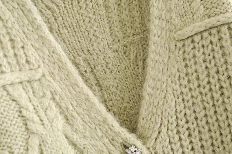 Free Inspirit New Arrival Fashion Office Preppy Style V-neck Cardigans Rhomb Wide-waist Flower Warm Thick Winter Sweaters
Free Inspirit New Arrival Fashion Office Preppy Style V-neck Cardigans Rhomb Wide-waist Flower Warm Thick Winter Sweaters
